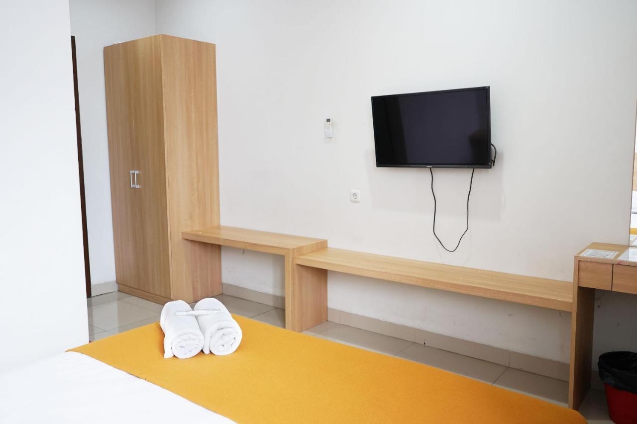 Urooms Tanah Abang Jakarta Kültér fotó