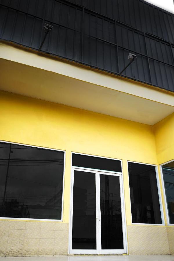 Urooms Tanah Abang Jakarta Kültér fotó